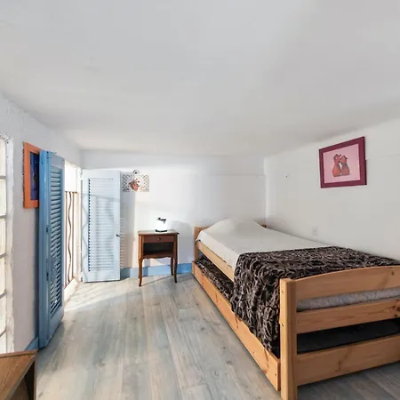 Cocooning A Barreme, 30 M² Avec Balcon Апартаменты *