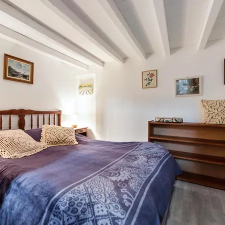 Апартаменты Cocooning A Barreme, 30 M² Avec Balcon *
