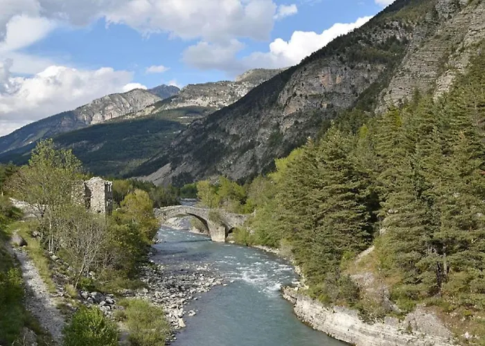 Apartment Cocooning A Barreme, 30 M² Avec Balcon