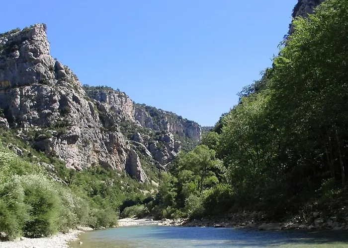 Cocooning A Barreme, 30 M² Avec Balcon * Barreme